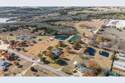801 Westshore Drive, Saint Paul, TX 75098 - Photo 11