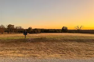 107 Rona Ln, Weatherford, TX 76088 - Photo 1