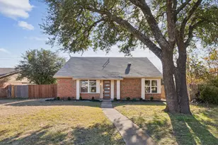 2902 Lancer Ln, Garland, TX 75044 - Photo 1