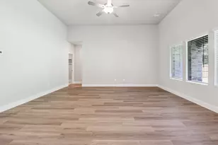 4030 Granbury Dr, Farmersville, TX 75442 - Photo 9