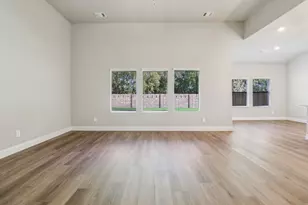 4030 Granbury Dr, Farmersville, TX 75442 - Photo 5