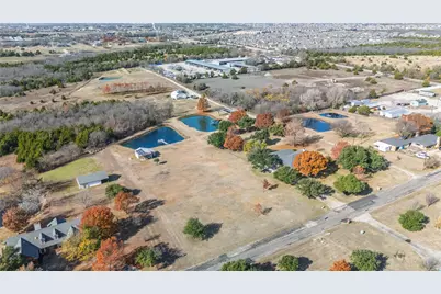 813 Westshore Drive, Saint Paul, TX 75098 - Photo 1