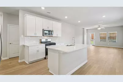 708 Leavenworth Drive, Princeton, TX 75071 - Photo 3