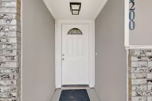 1200 Ridgewood Ln, Hutchins, TX 75141 - Photo 3