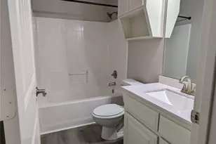 302 S Cedar Ridge Cir, Robinson, TX 76706 - Photo 17