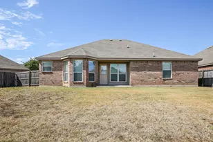 125 Currie Ct, Crowley, TX 76036 - Photo 15