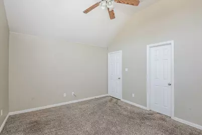 125 Currie Court, Crowley, TX 76036 - Photo 7