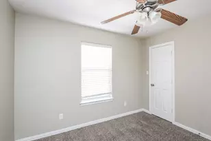 125 Currie Ct, Crowley, TX 76036 - Photo 13