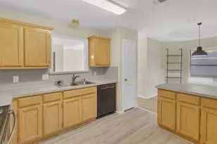 6713 Haltom Rd, Fort Worth, TX 76137 - Photo 15