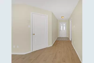 6713 Haltom Road, Fort Worth, TX 76137 - Photo 5