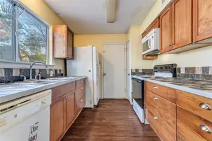 4617 Waterway Dr N, Fort Worth, TX 76137 - Photo 9