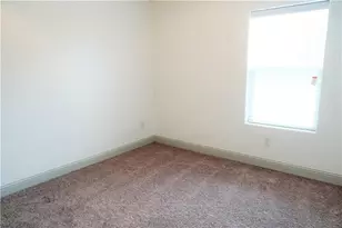 424 E Nelson St, Denison, TX 75021 - Photo 9