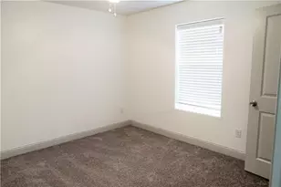 424 E Nelson St, Denison, TX 75021 - Photo 7