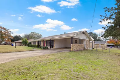 605 Campbell, Linden, TX 75563 - Photo 3