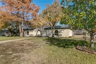 5900 Field Stone Ct, North Richland Hills, TX 76180 - Photo 3