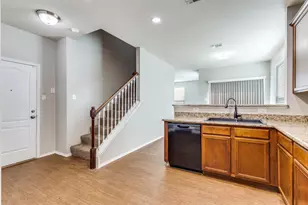 8453 Shallow Creek Dr, Fort Worth, TX 76179 - Photo 11