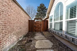 7904 Whispering Tree Ln, Plano, TX 75024 - Photo 13