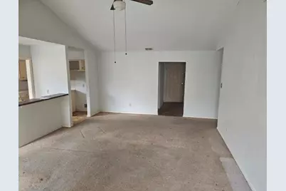 4961 Shadowbend Drive, Corpus Christi, TX 78413 - Photo 7