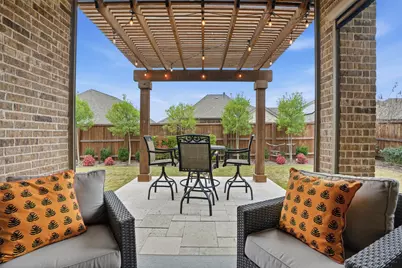 4109 Hawthorn Drive, Aubrey, TX 76227 - Photo 5