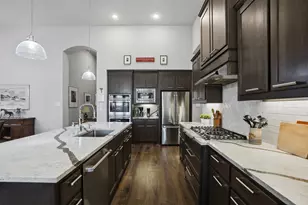 4109 Hawthorn Dr, Aubrey, TX 76227 - Photo 5