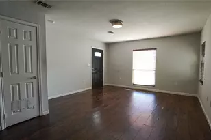 2211 Wilbur St, Dallas, TX 75224 - Photo 5