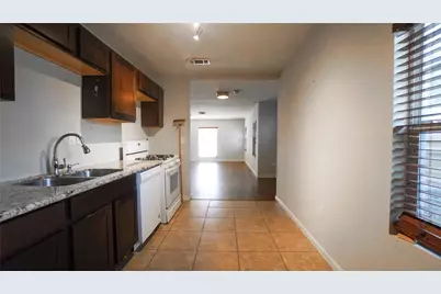 2211 Wilbur Street, Dallas, TX 75224 - Photo 9