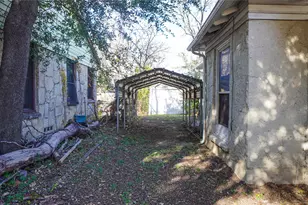 2211 Wilbur St, Dallas, TX 75224 - Photo 17