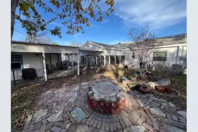 909 Rindie Street, Irving, TX 75060 - Photo 15