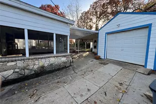 909 Rindie St, Irving, TX 75060 - Photo 17