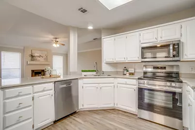 104 Sandlewood Lane, Burleson, TX 76028 - Photo 13