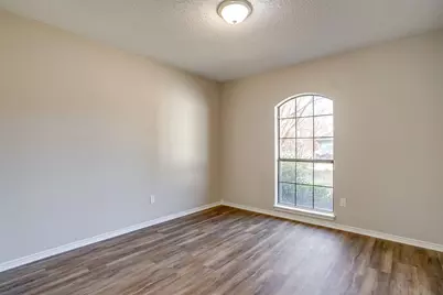 104 Sandlewood Lane, Burleson, TX 76028 - Photo 35