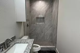 1227 Rosemary St, Greenville, TX 75401 - Photo 9