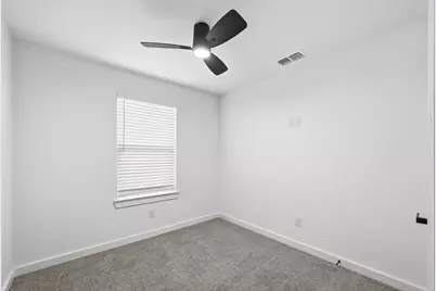 1311 Oneal Street #B, Commerce, TX 75428 - Photo 11