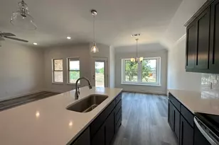 418 S 2nd St, Krum, TX 76249 - Photo 9