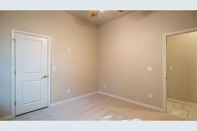 2718 Austin Drive, Granbury, TX 76048 - Photo 15