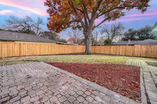 7730 La Sobrina Dr, Dallas, TX 75248 - Photo 31