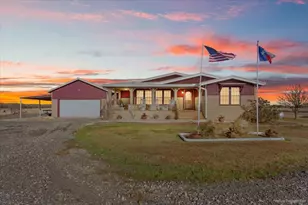 3200 NW 4th St, Hubbard, TX 76648 - Photo 1