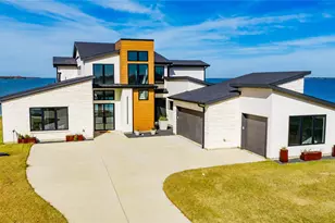 104 Mary Ct, Gun Barrel City, TX 75156 - Photo 1