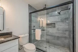 710 Meadow Lake Dr, Little Elm, TX 75068 - Photo 17