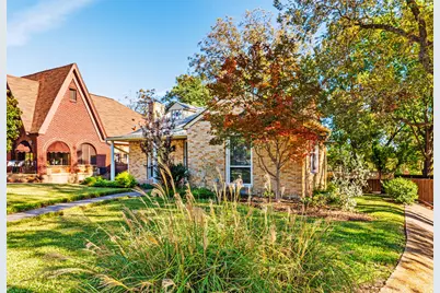 6802 Vivian Avenue, Dallas, TX 75223 - Photo 3