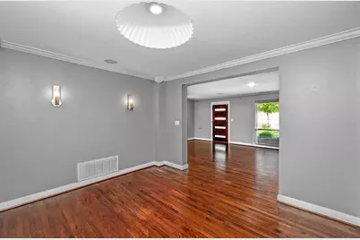 6802 Vivian Avenue, Dallas, TX 75223 - Photo 13