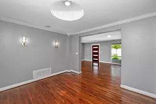 6802 Vivian Ave, Dallas, TX 75223 - Photo 13