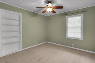 136 Bowie St, McGregor, TX 76657 - Photo 23