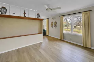 136 Bowie St, McGregor, TX 76657 - Photo 21