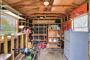 136 Bowie St, McGregor, TX 76657 - Photo 29