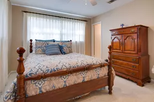 241 Hedgerow Ln, Lewisville, TX 75057 - Photo 17