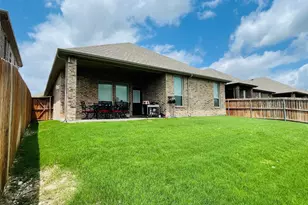 208 Mineral Point Dr, Aledo, TX 76008 - Photo 31