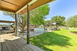 3112 Sunset School Rd, Sunset, TX 76270 - Photo 35