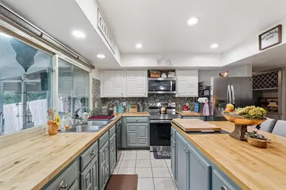 3102 Overglen Drive, Garland, TX 75043 - Photo 3