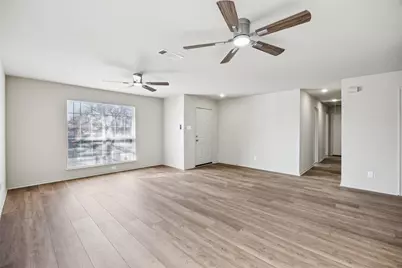 5601 Chimney Rock Drive, Arlington, TX 76017 - Photo 5